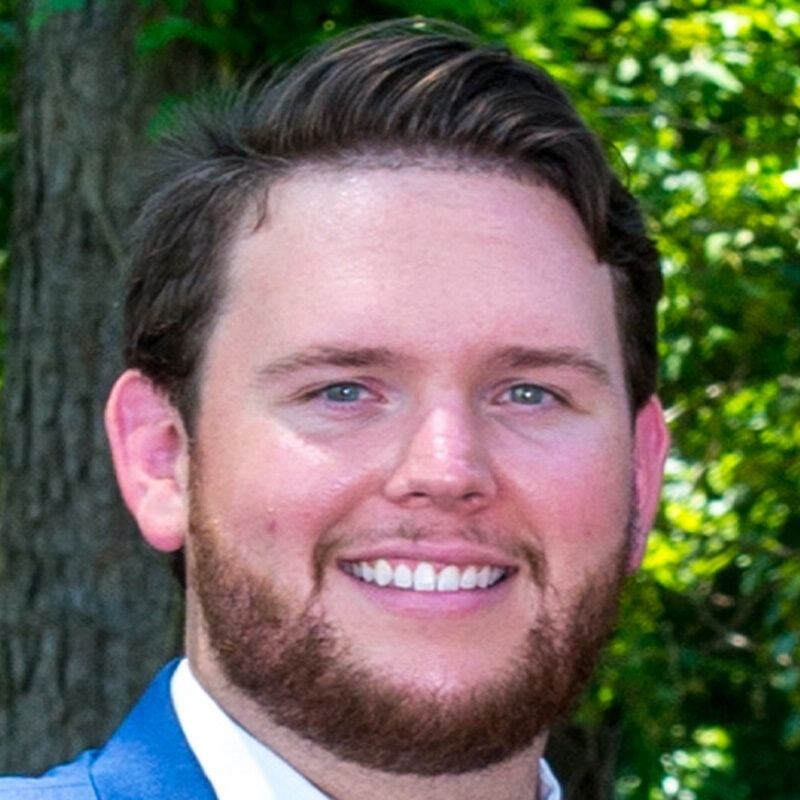 Logan Campbell outside headshot - Carolina Counseling, Greenville, NC